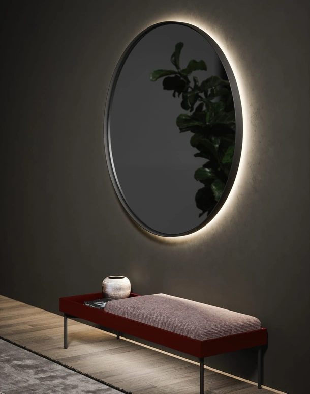 Specchio Astrid con cornice in laccato ossidato retroilluminata di Novamobili