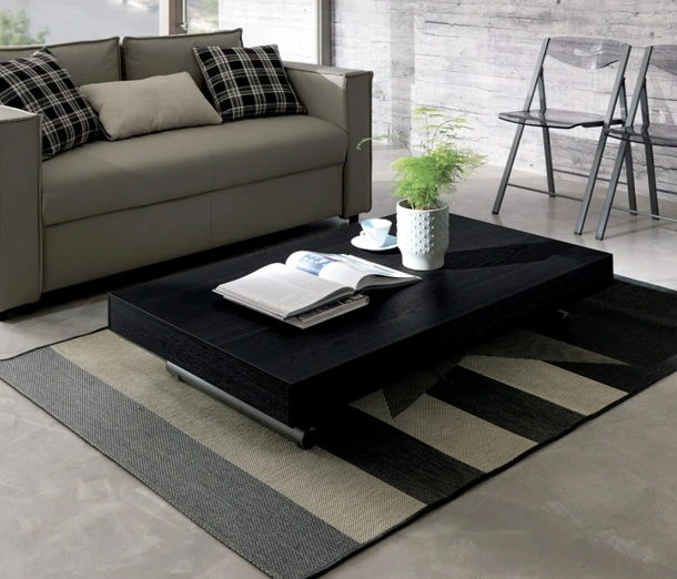 Tavolino trasformabile Newood in legno di Rovere Wild Carbone di Ozzio
