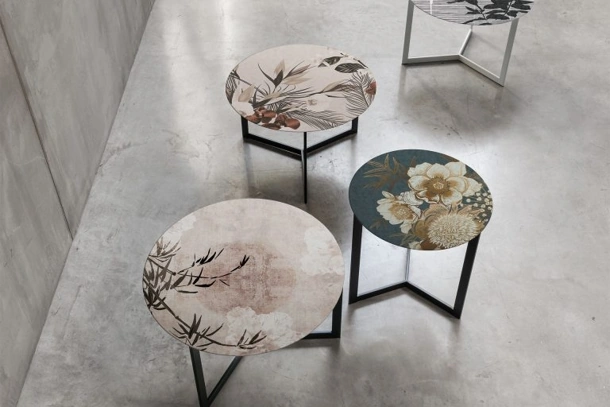 Tavolino  Joy Decor in laccato con grafiche creative di Tomasella