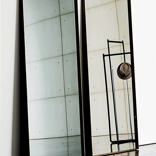 Specchiera Visual Rectangular con telaio in metallo laccato di Sovet