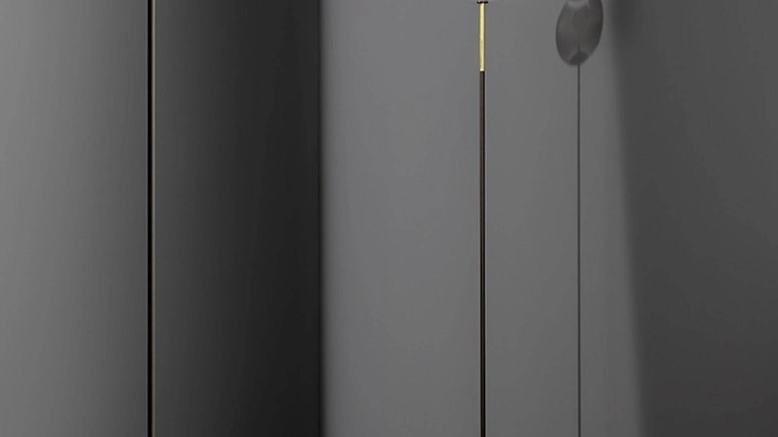 Lampada da terra Pepita in vetro e metallo di Bonaldo