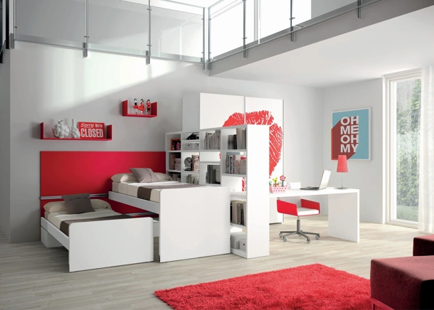 Cameretta a due letti scorrevoli con zona studio Comp 327 di Tumidei