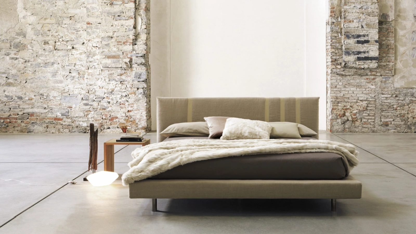 Letto in tessuto Karma di Biba Salotti