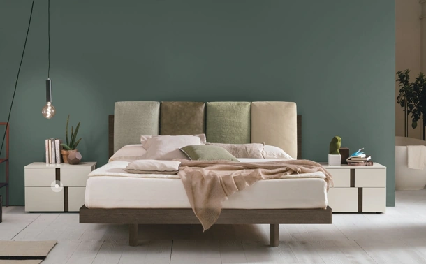 Letto con testiera imbottita Nikki di Tomasella