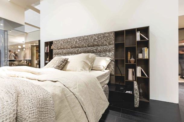 Letto in tessuto con testiera Nest 03 di Tumidei