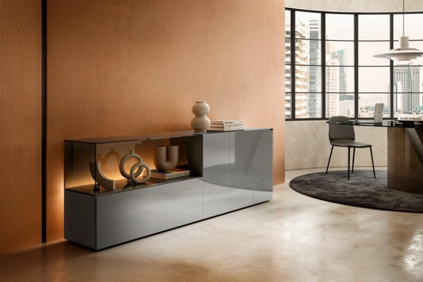 Madia 36e8 Glass 1336 in vetro con grande teca espositiva in vetro trasparente bronzato di Lago