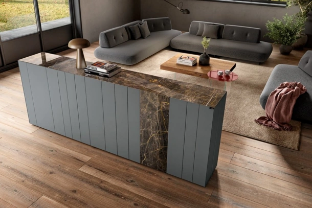 Madia freestanding NOW 1385 in vetro dall'aspetto monolitico di Lago