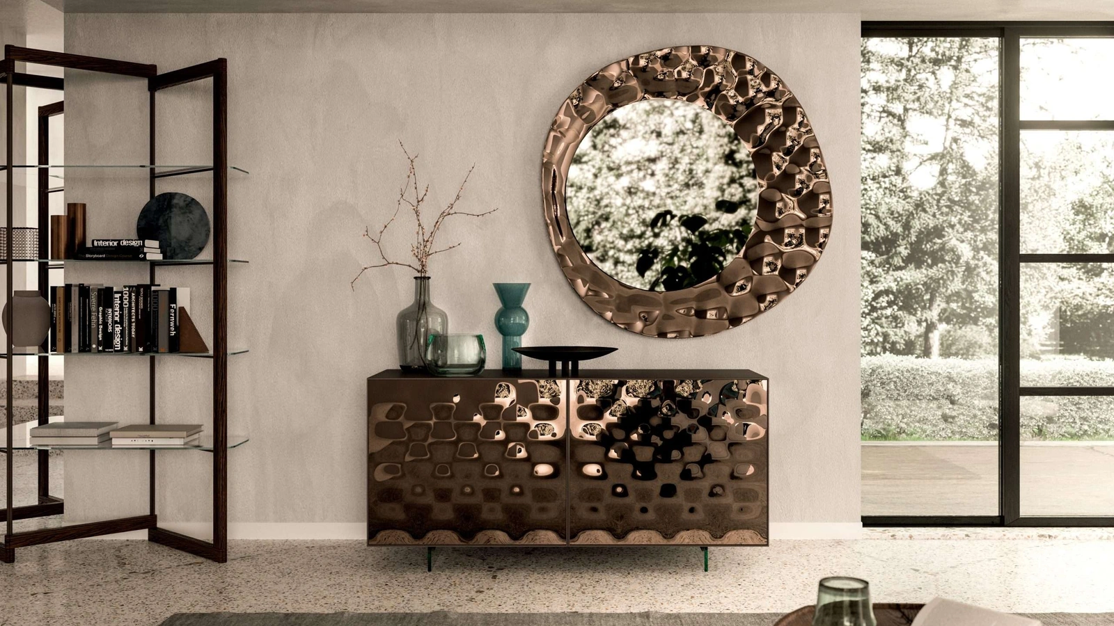 Madia Sarah con contenitore laccato opaco e ante rivestite in specchio bronzato curvato di Ozzio