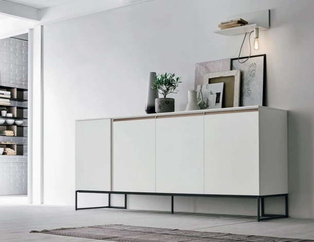 Madia Regolo R06 in materico opaco bianco gesso di Tomasella