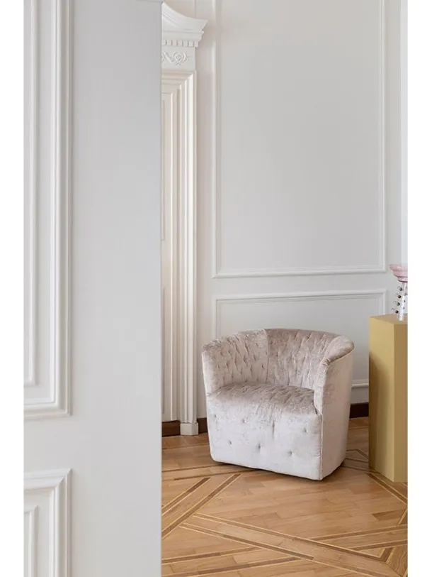 Poltroncina in tessuto Amélie di Saba