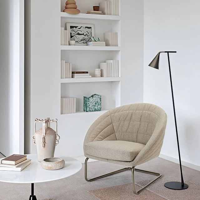 Poltroncina in tessuto Fleur di Saba