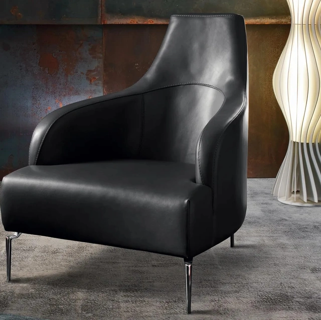 Poltrona con schienale alto di design in pelle Sofia di Gurian