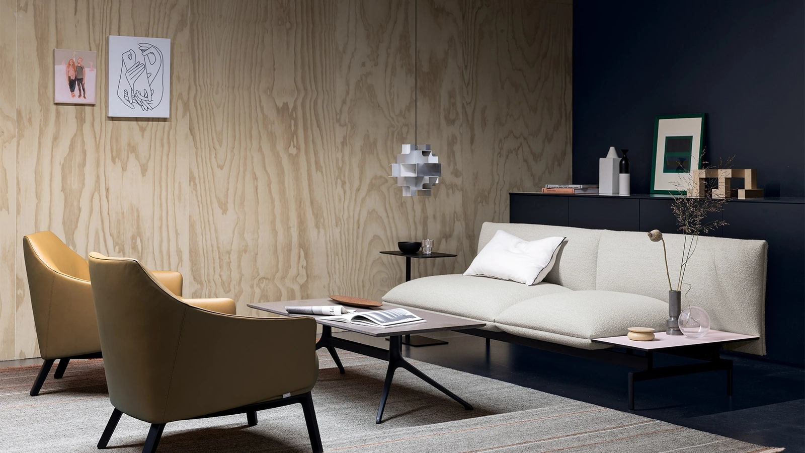 Poltroncina in ecopelle Bela di Kristalia