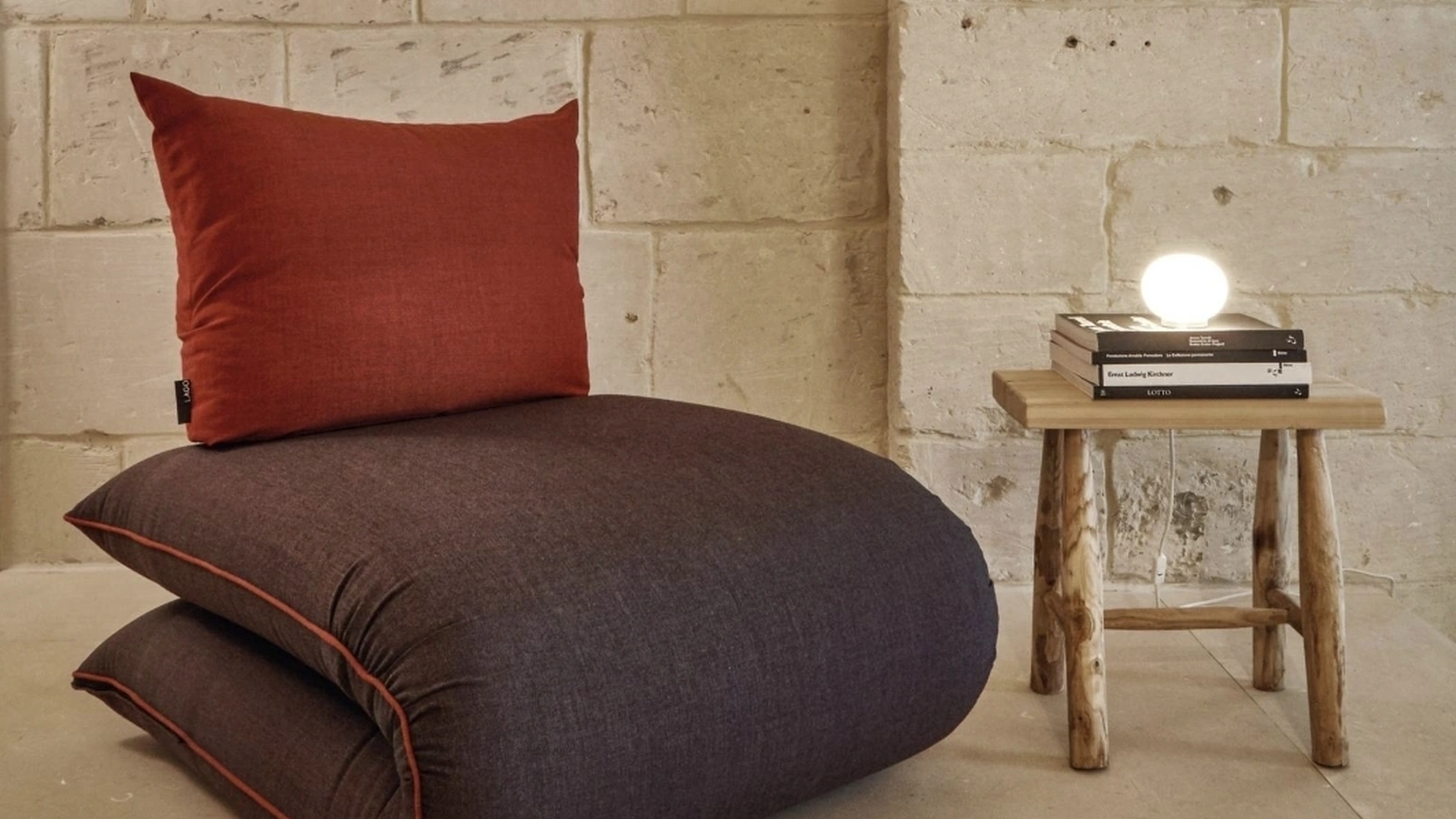 Poltrona Letto di design Chama in tessuto imbottito di Lago