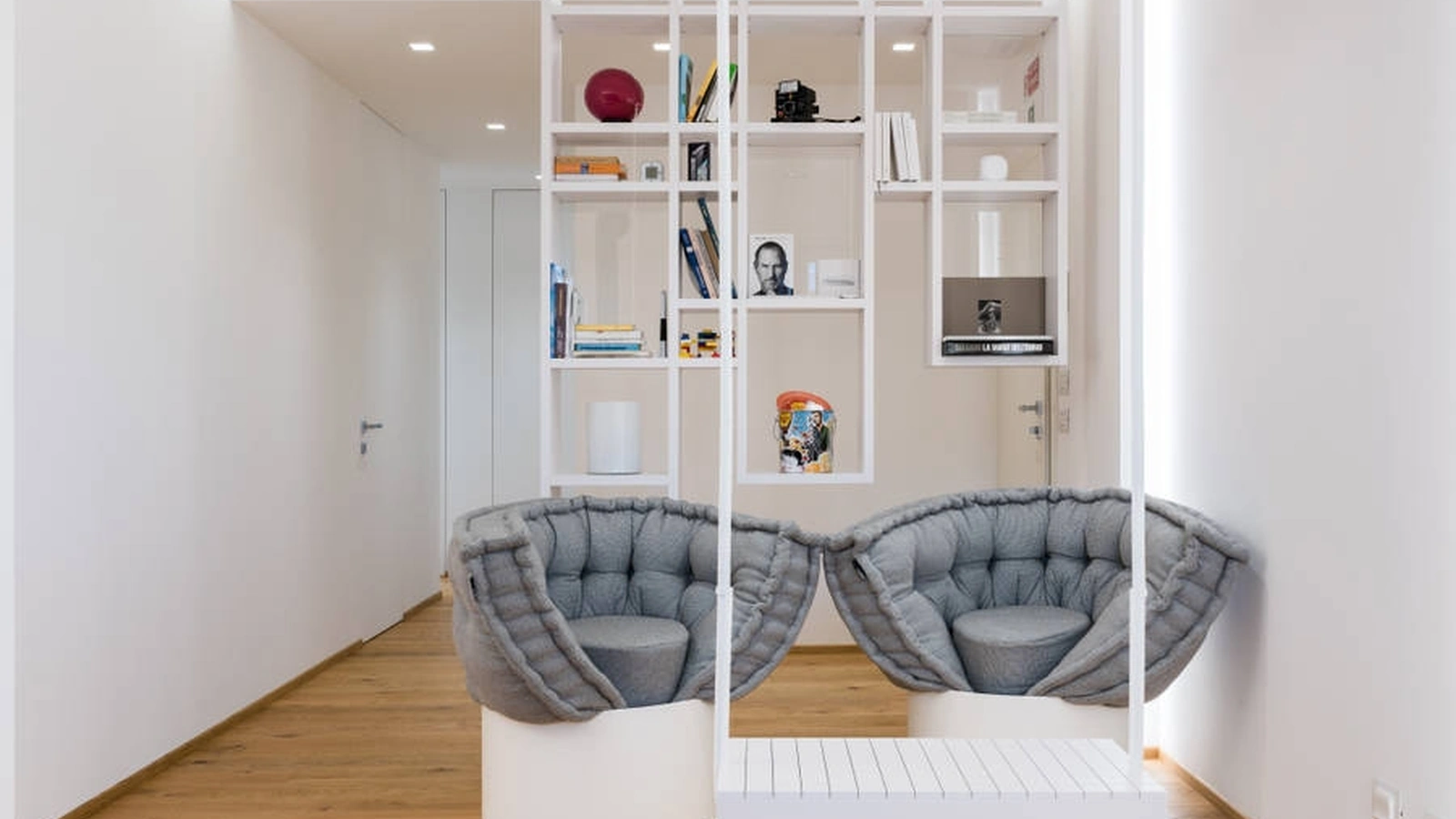 Poltroncina trasformabile Huggy di Lago