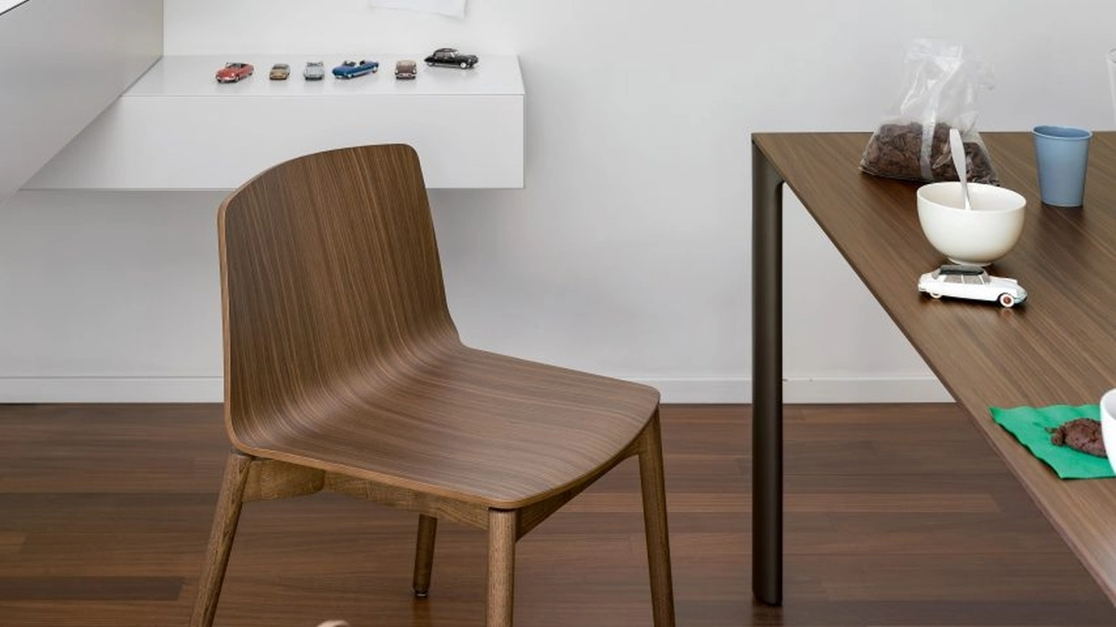 Sedia in legno Rama Wood di Kristalia