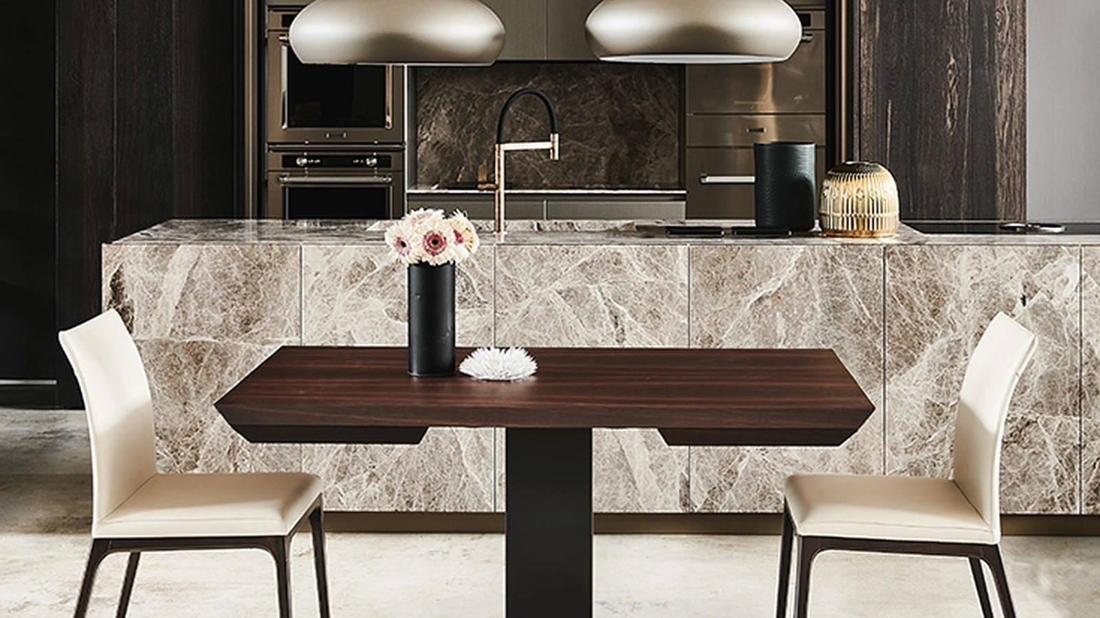 Tavolo allungabile con base in metallo e piano in legno Elvis Wood Drive di Cattelan Italia