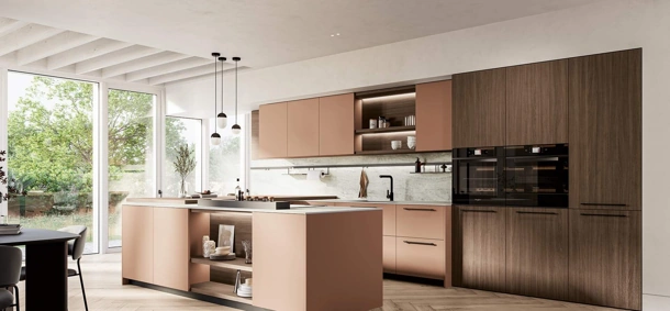 Cucina Moderna con penisola Domino Composizione 02 in laccato rosa petalo di Prima Cucine