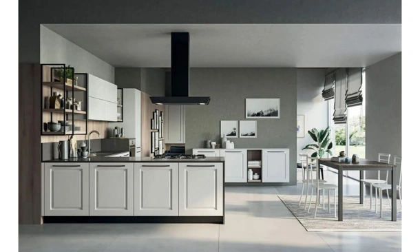 Cucina Maya con penisola Composizione 03 in legno laccato di Prima Cucine