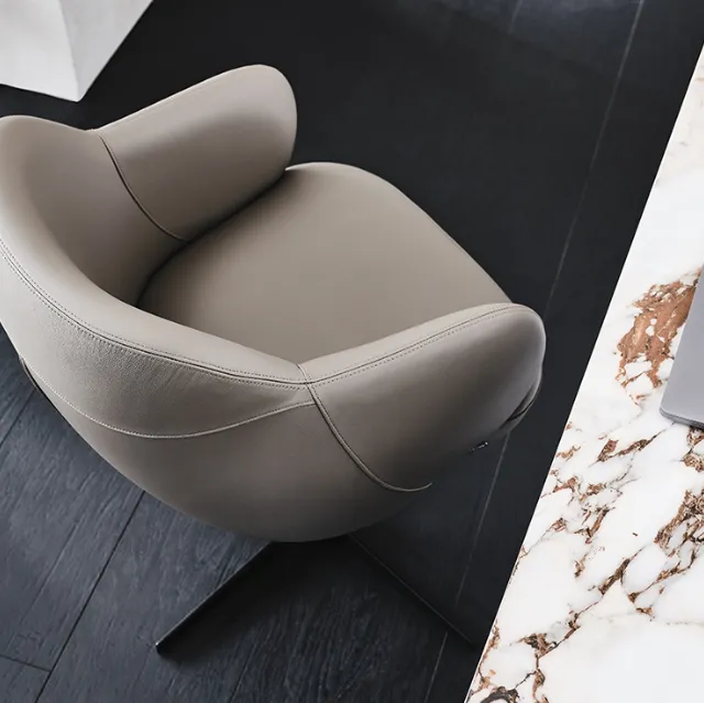 Poltrona direzionale Bombè X di Cattelan Italia